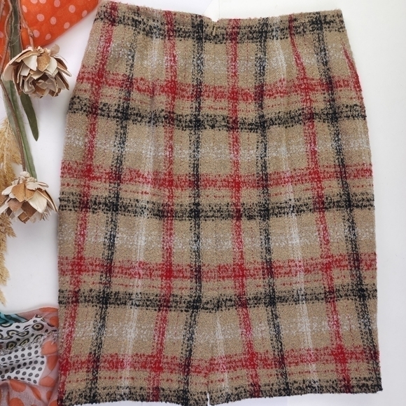 Talbots Tan Plaid Wool Blend Skirt Sz 4 - Picture 9 of 13